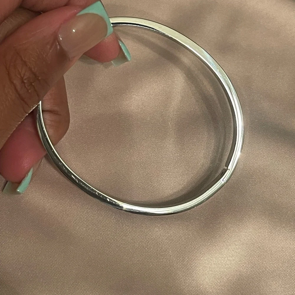 LOVE BRACELET - Picture 8 of 9